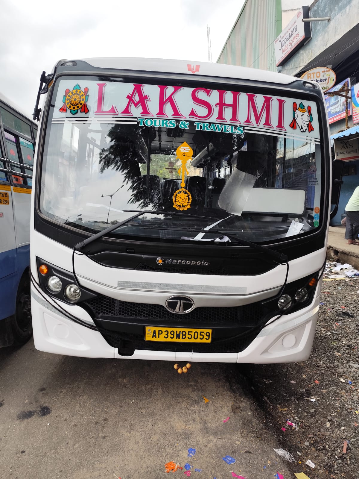 Mini Bus