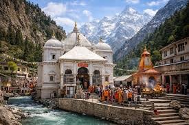 Char Dham Tour Packages – Complete Spiritual Journey to the Four Sacred Shrines