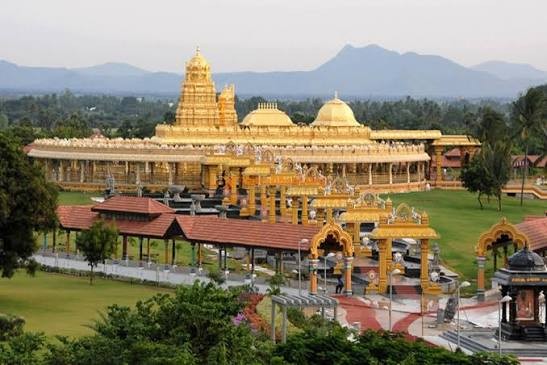 Golden Temple Tour Package – Experience Peace, Devotion, and Architectural Beauty in Vellore - Image 3