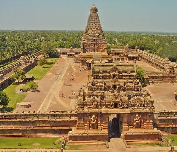 Thanjavur Tour Packages – Explore the Grandeur of Chola Heritage and Temple Architecture